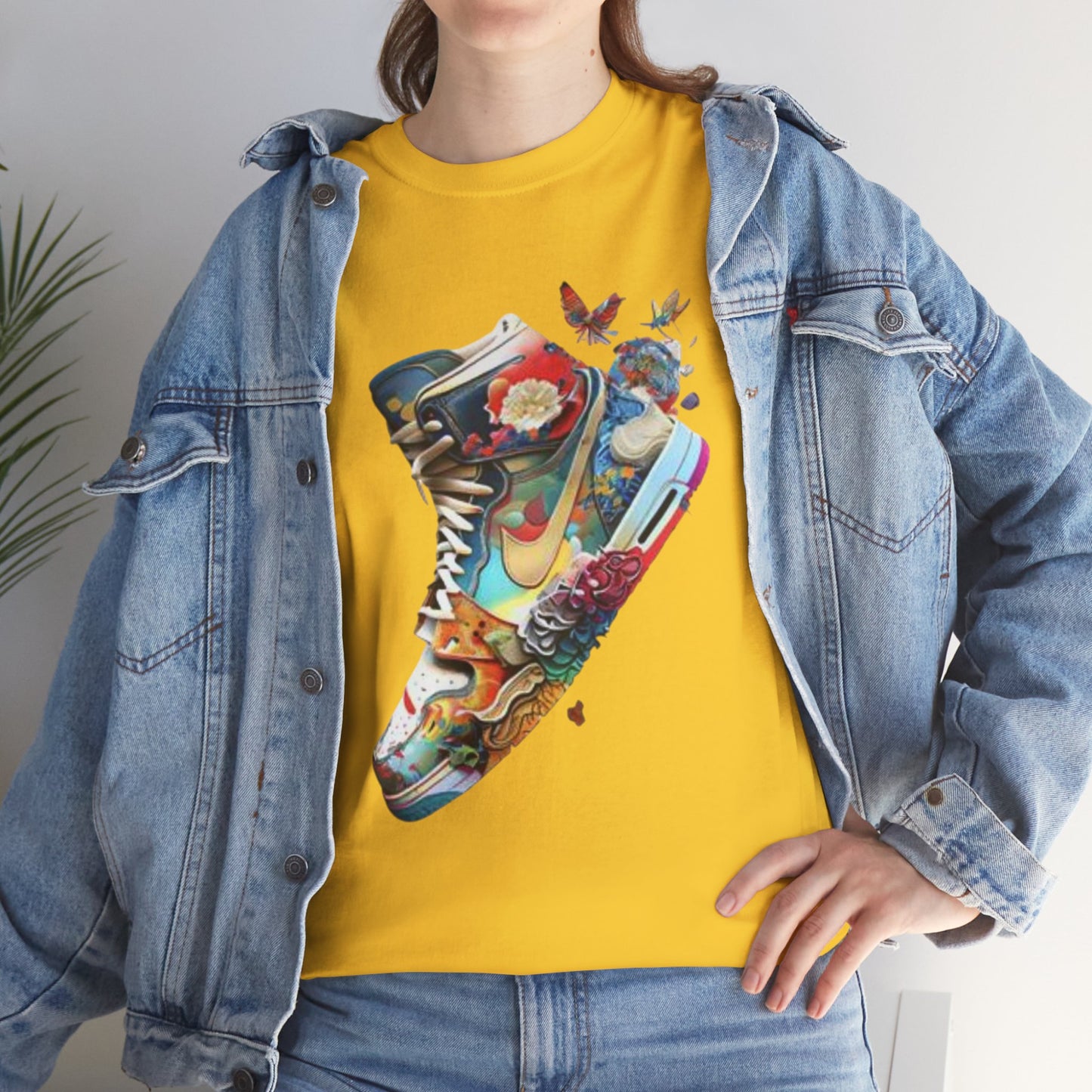UNIQUE SNEAKER UNISEX T SHIRTS